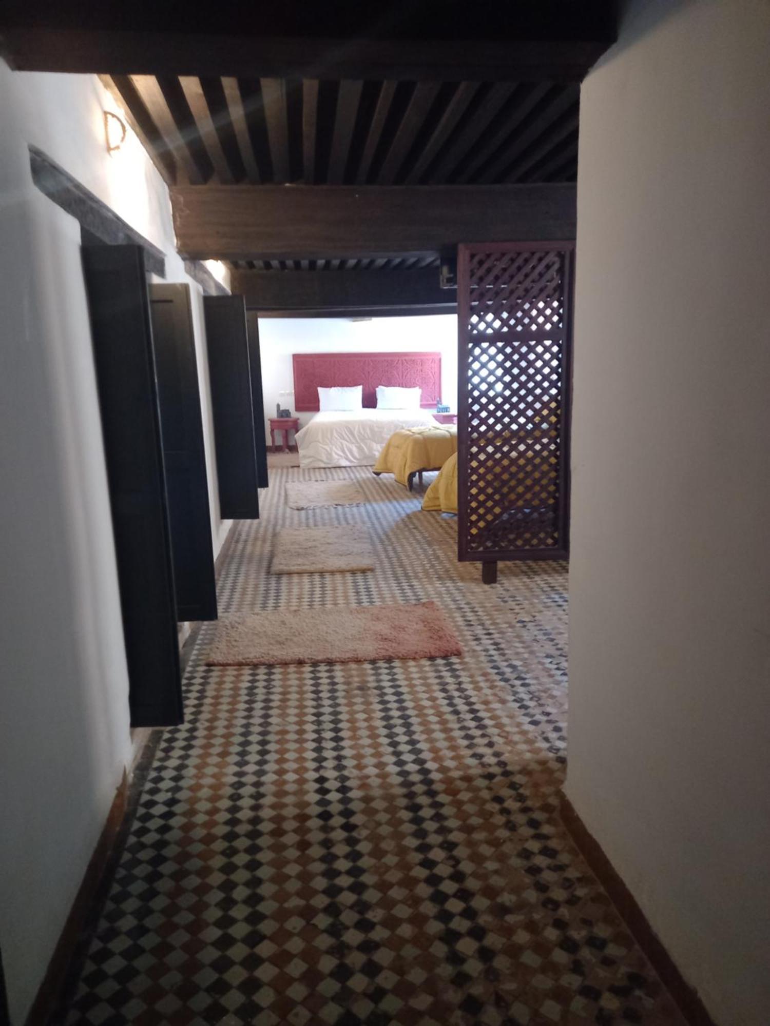 Отель Palais Alfirdaous Medina Фес Номер фото